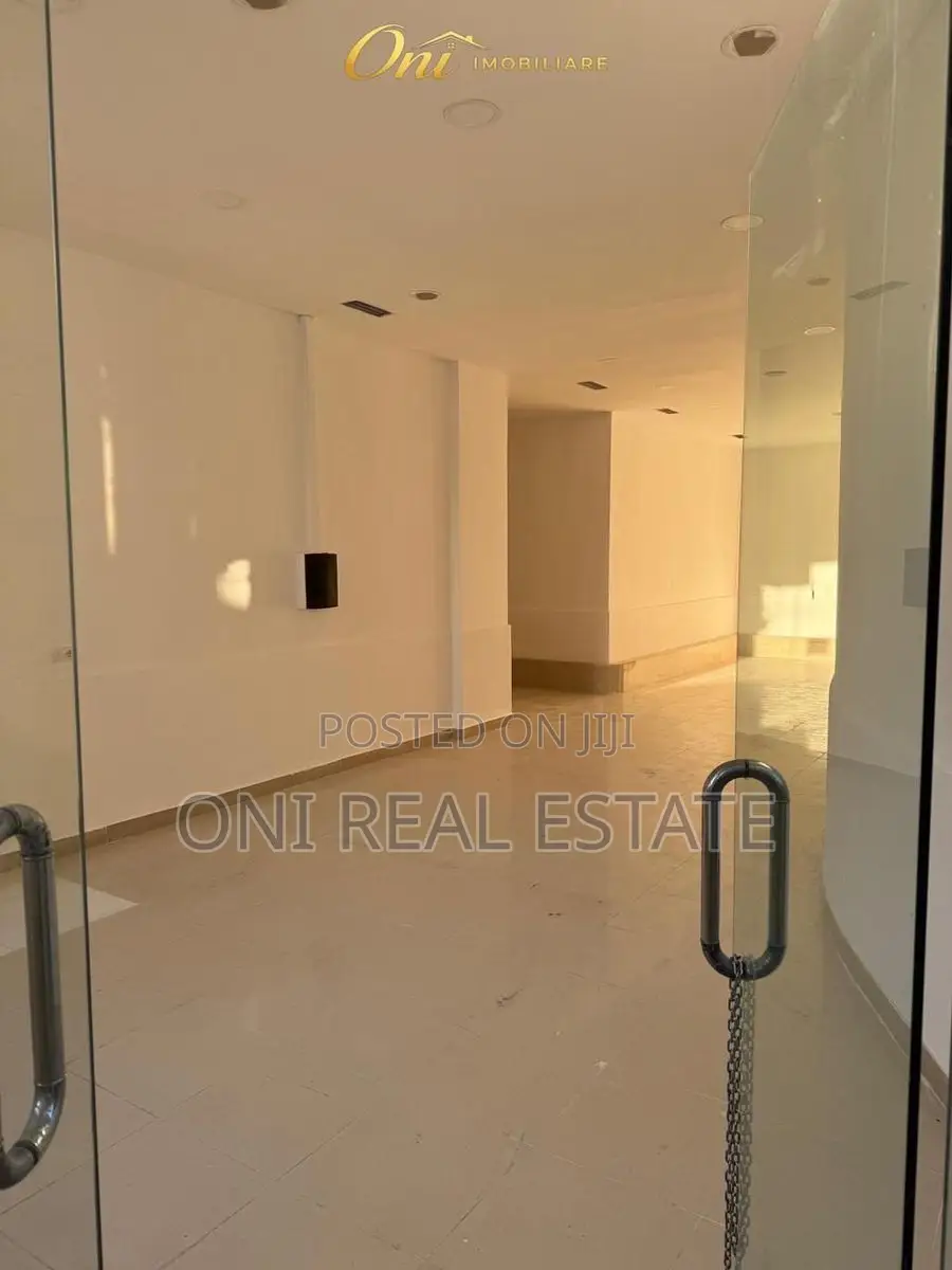 Store to rent Kodra e Diellit (Tirana - city)