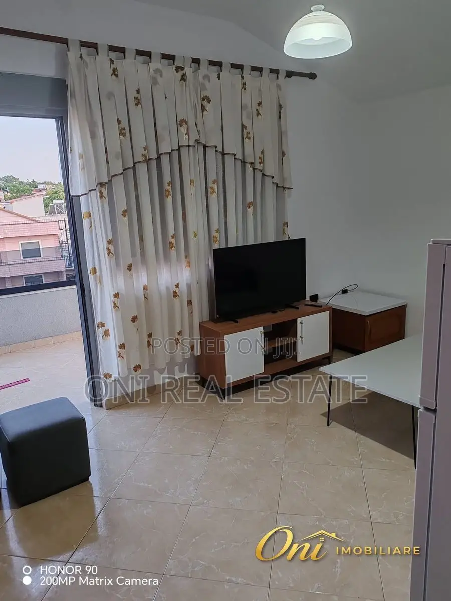 Apartment to rent Diber Str. - Medrese - 4 Martyrs Str. (Tirana - city