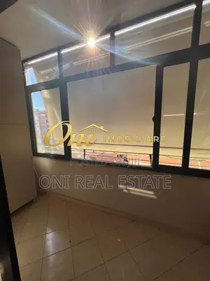 Apartment for sale Komuna e Parisit - Kristal Center (Tirana - city)