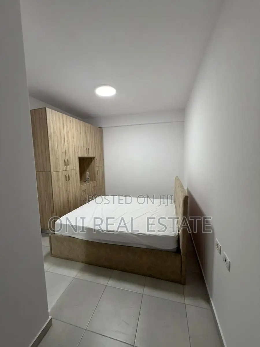 Apartment to rent Pallati me Shingjeta - Irfan Tomini Str. (Tirana - c