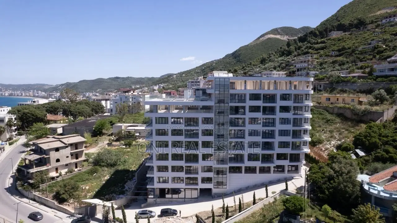 Apartment for sale Cold Water - Castle - Dhimiter Konomi Str. (Vlora -