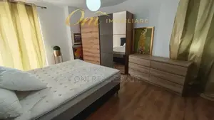Apartment to rent Komuna e Parisit - Kristal Center (Tirana - city)