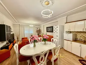 Apartment to rent Komuna e Parisit - Kristal Center (Tirana - city)
