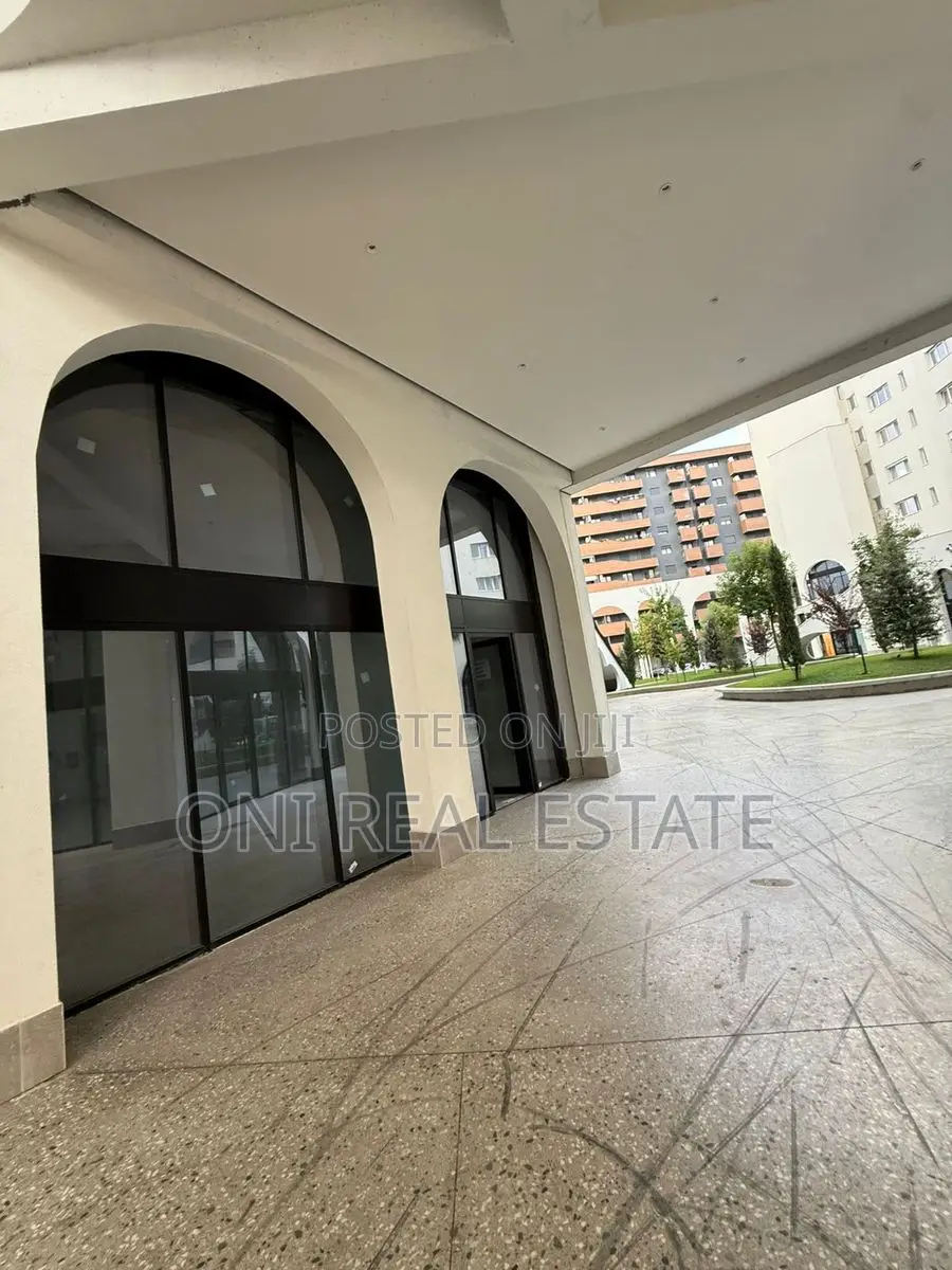 Store to rent Astiri - Unaza e Re (Tirana - city)
