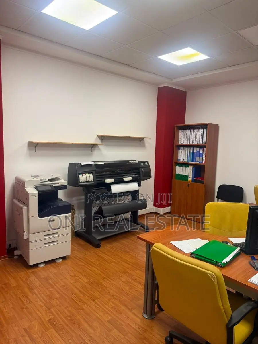 Office to rent Elbasan Str. - Artistic Lyceum - American Institute (Ti