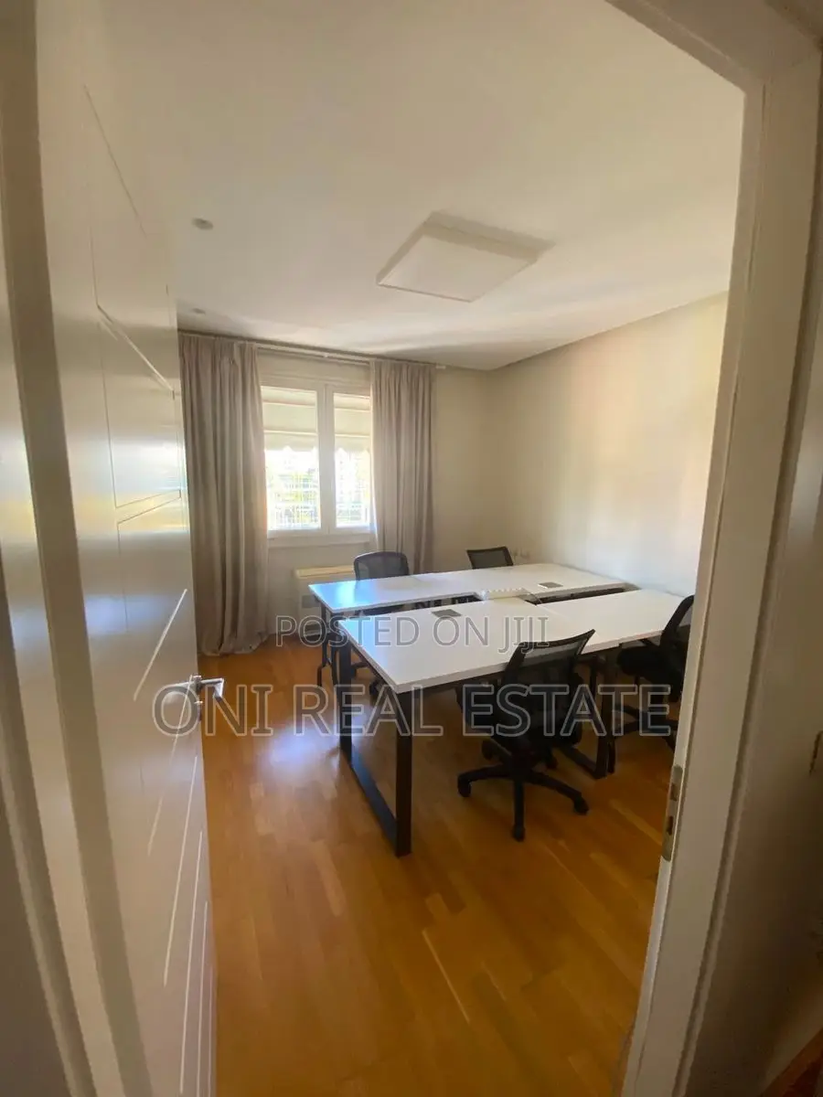 Office to rent Blloku - Sami Frasheri (Tirana - city)