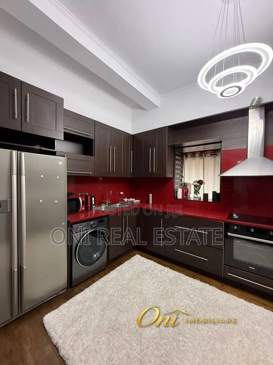 Apartment to rent Center (Tirana - city)