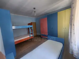Apartment to rent Komuna e Parisit - Kristal Center (Tirana - city)