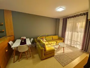 APARTAMENT ME QIRA 2+1 5 MAJI 75.000 LEKE