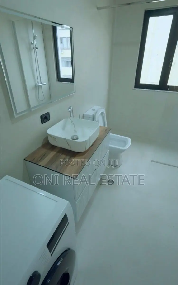 Apartment for sale Pallati me Shingjeta - Irfan Tomini Str. (Tirana - 