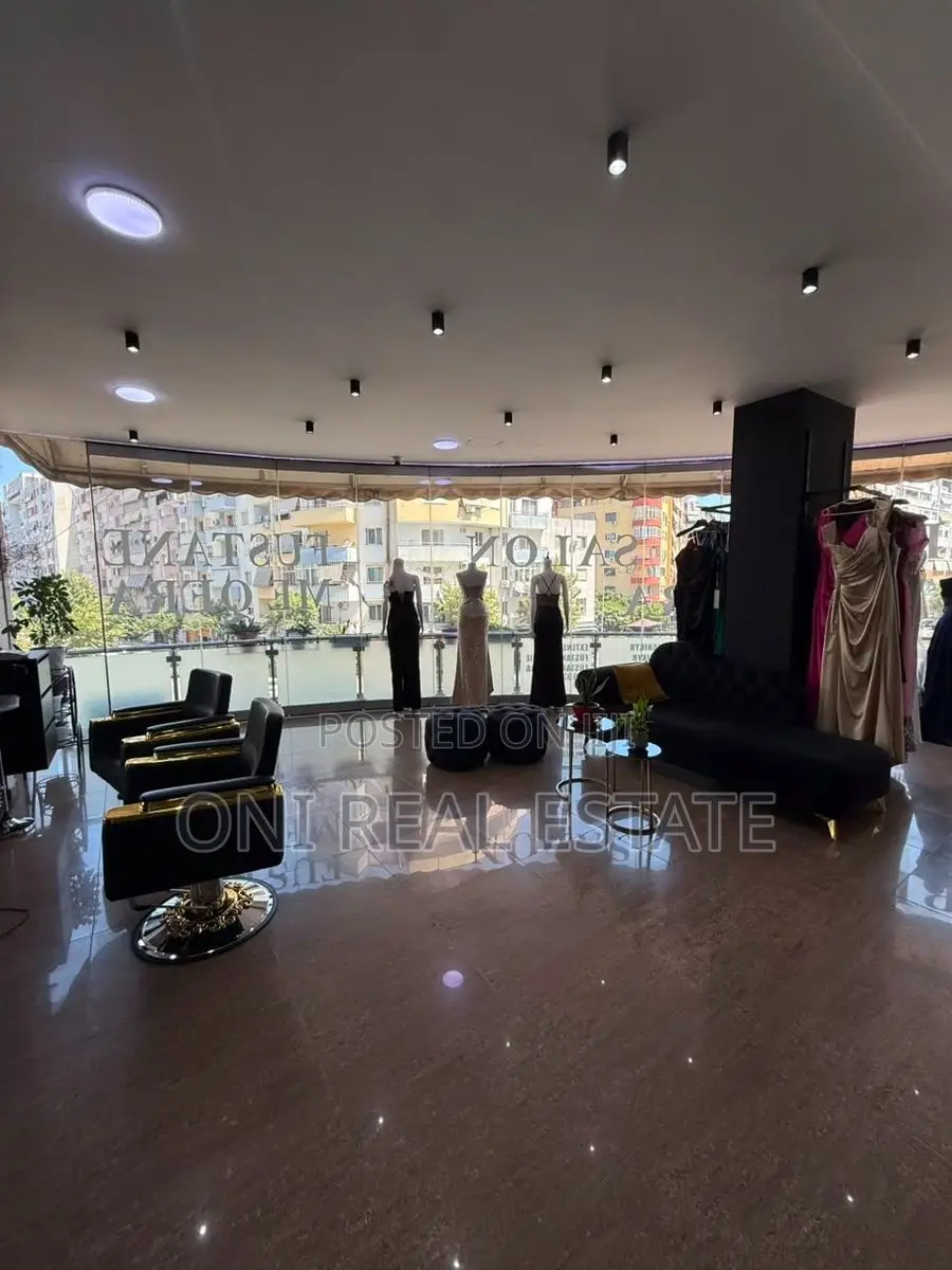 Store to rent Astiri - Unaza e Re (Tirana - city)