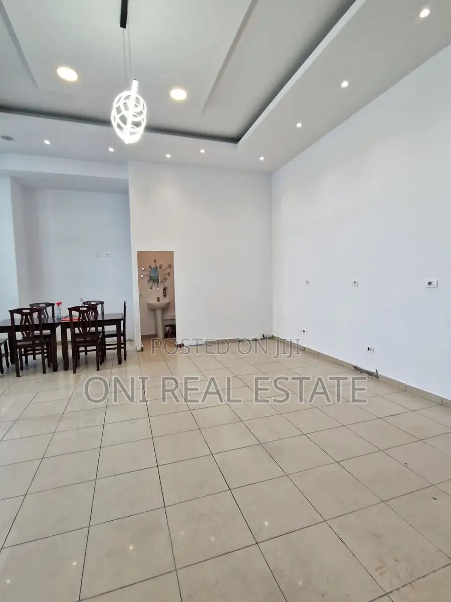 Store to rent Zogu i Zi (Tirana - city)