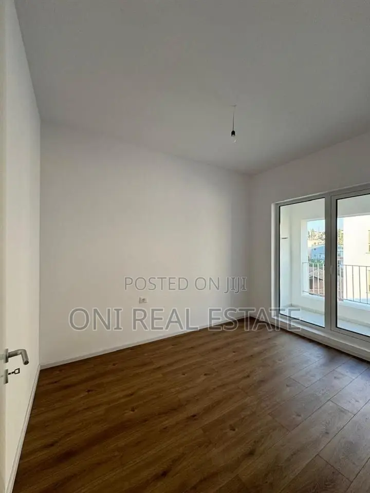 Office to rent Ali Demi (Tirana - city)
