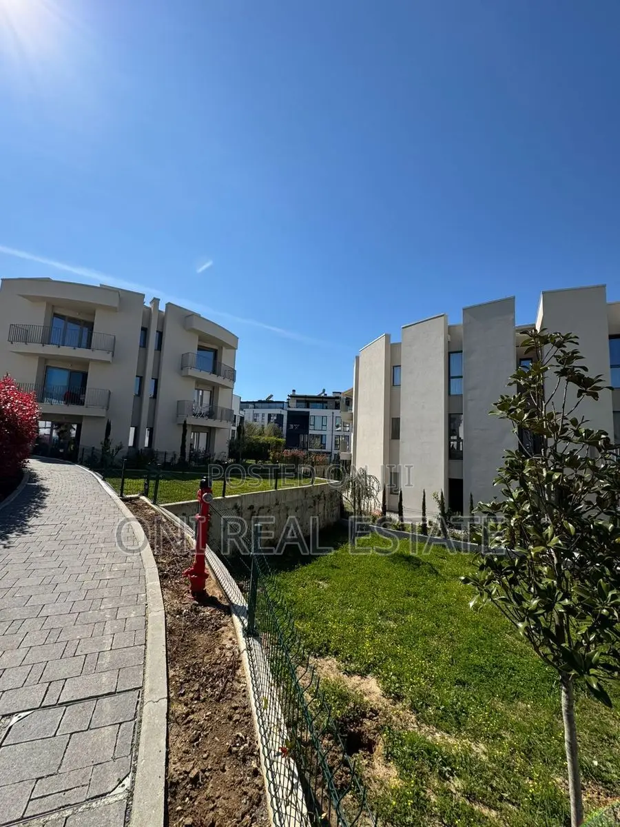 Apartment for sale Dry Lake - Botanical Garden - Zoo (Tirana - city)