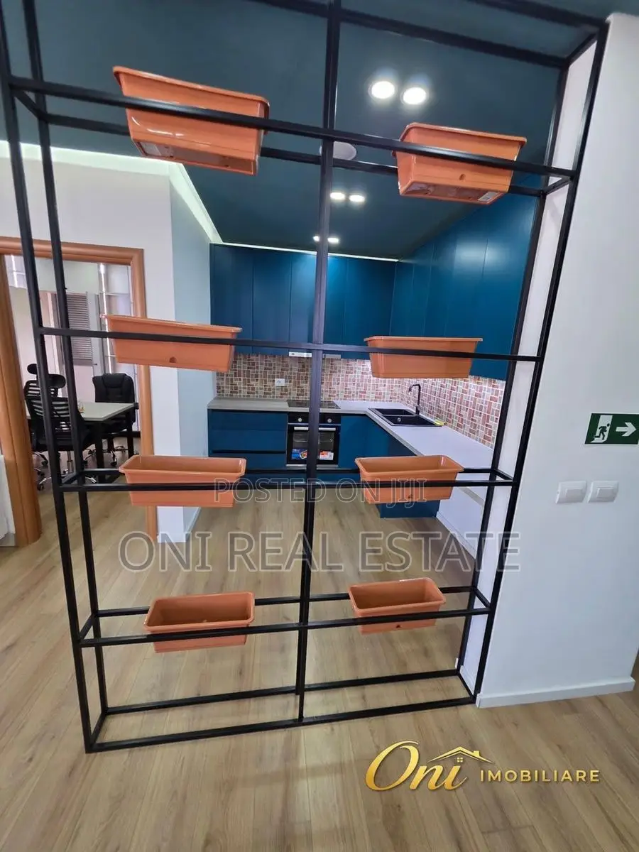 Office to rent Kavaja Str. - 21 Dhjetori (Tirana - city)