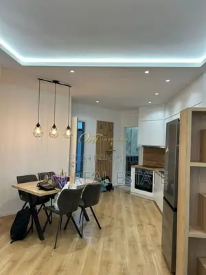 Apartment to rent Center (Tirana - city)