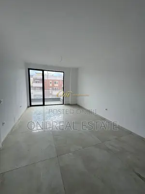 Office to rent Komuna e Parisit - Kristal Center (Tirana - city)