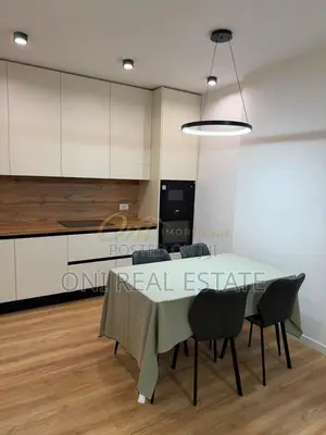Apartment to rent New Bazaar - Red School (Tirana - city)