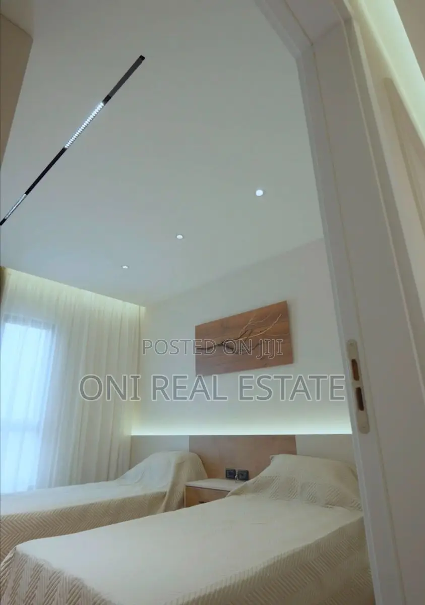 Apartment for sale Pallati me Shingjeta - Irfan Tomini Str. (Tirana - 
