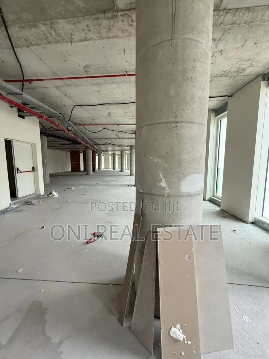 Office to rent Bus Park - UET (Tirana - city)