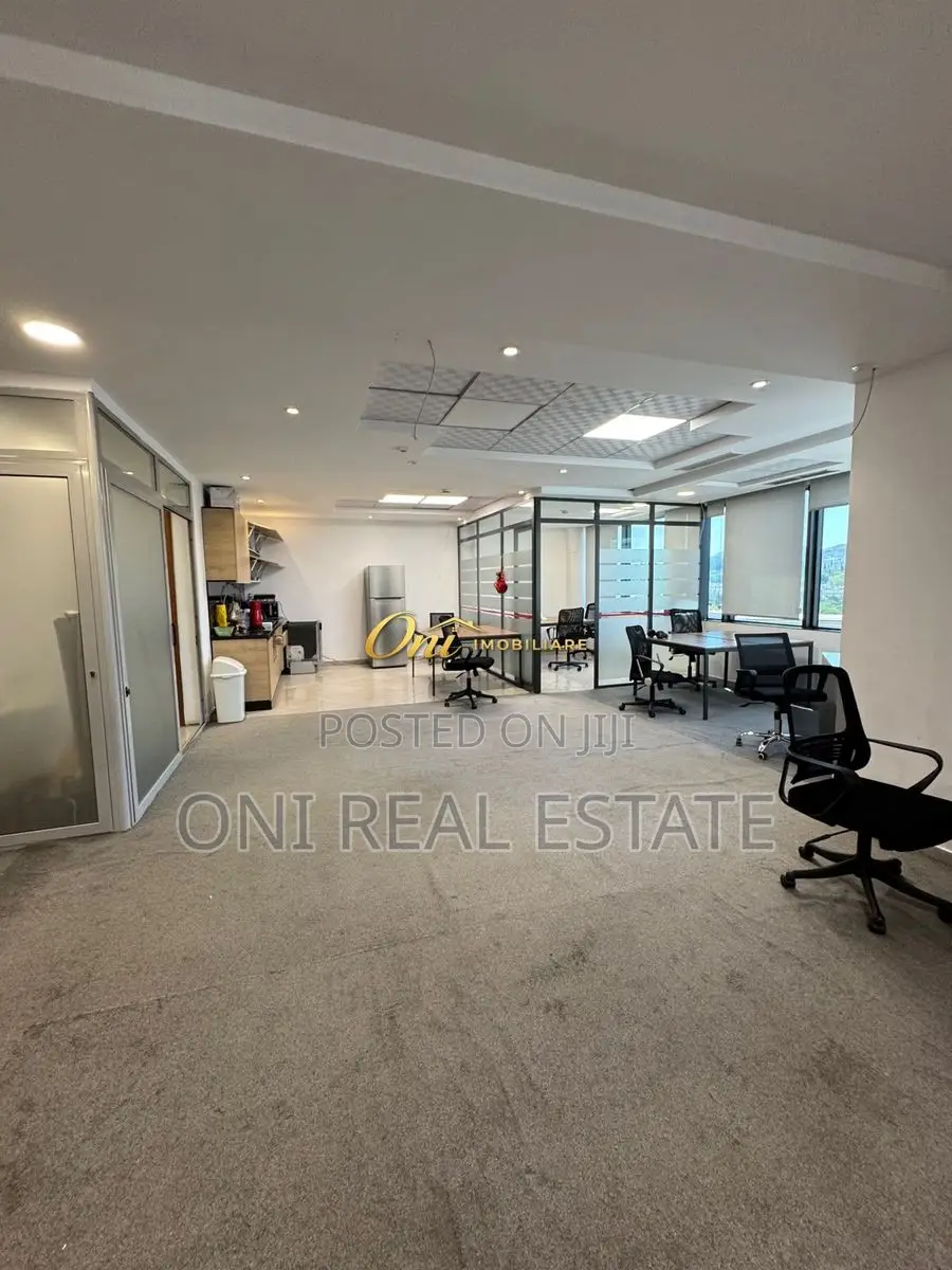 Office to rent Bajram Curri Blvd. - Twin Towers - ETC (Tirana - city)