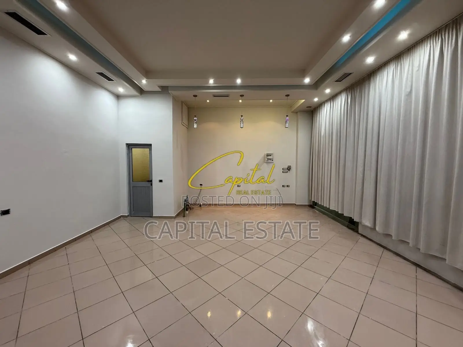 AMBIENT BIZNESI ME QIRA 50 M2 RRUGA JORDAN MISJA 40.000 LEKE