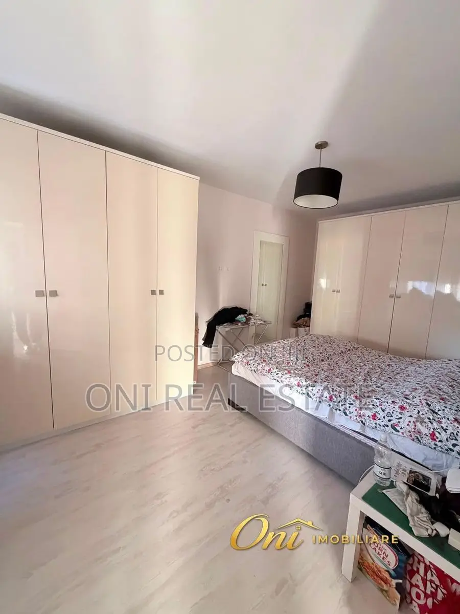 Apartment to rent Brryli - Xhamlliku (Tirana - city)