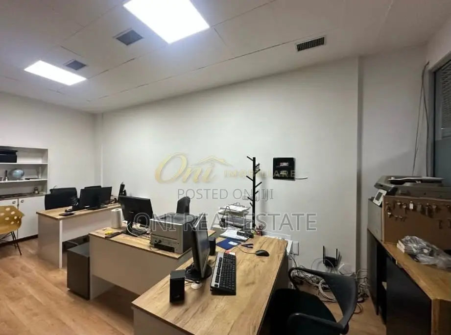 Office to rent Kavaja Str. - 21 Dhjetori (Tirana - city)