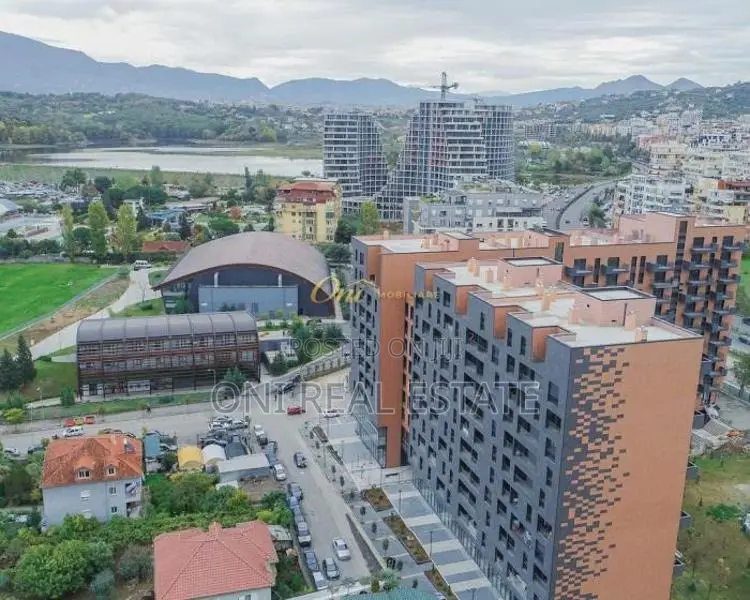 Office to rent Komuna e Parisit - Kristal Center (Tirana - city)