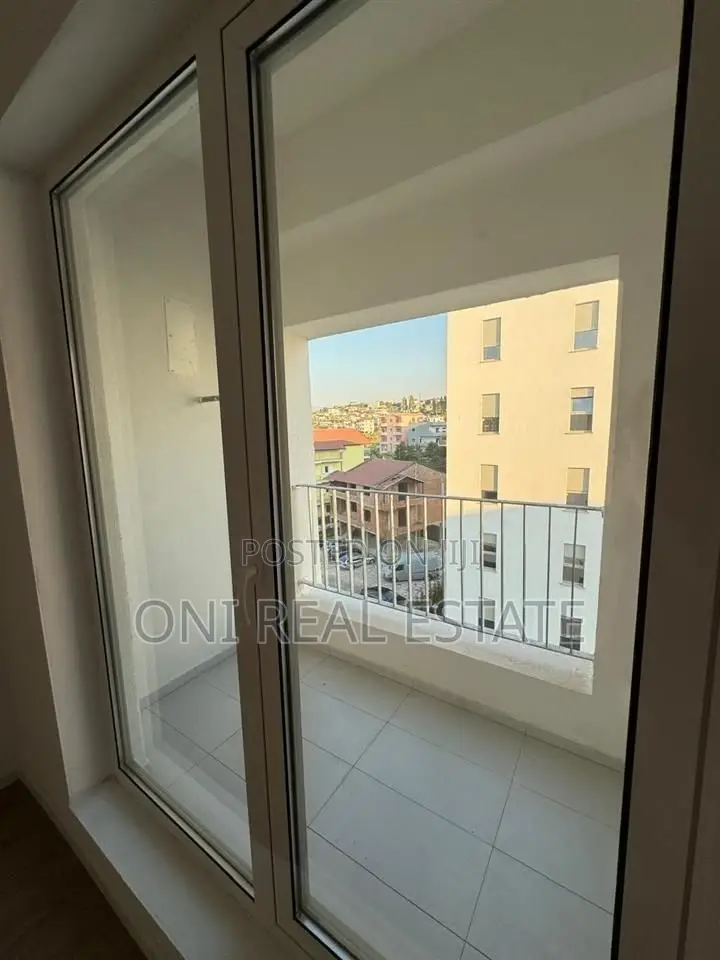 Office to rent Ali Demi (Tirana - city)