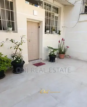 Apartment to rent Pallati me Shingjeta - Irfan Tomini Str. (Tirana - c