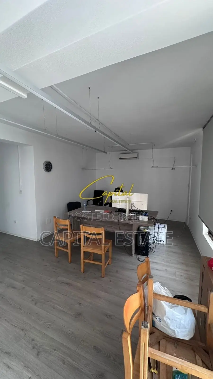ZYRE ME QIRA 116 M2 VASIL SHANTO 1.200 EURO