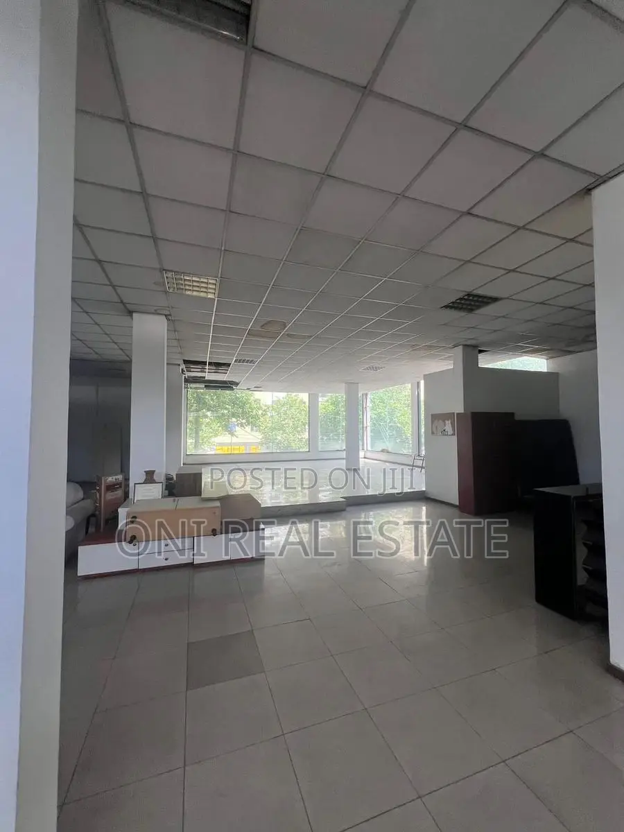 Office to rent Misto Mame - American Hospital 3 (Tirana - city)