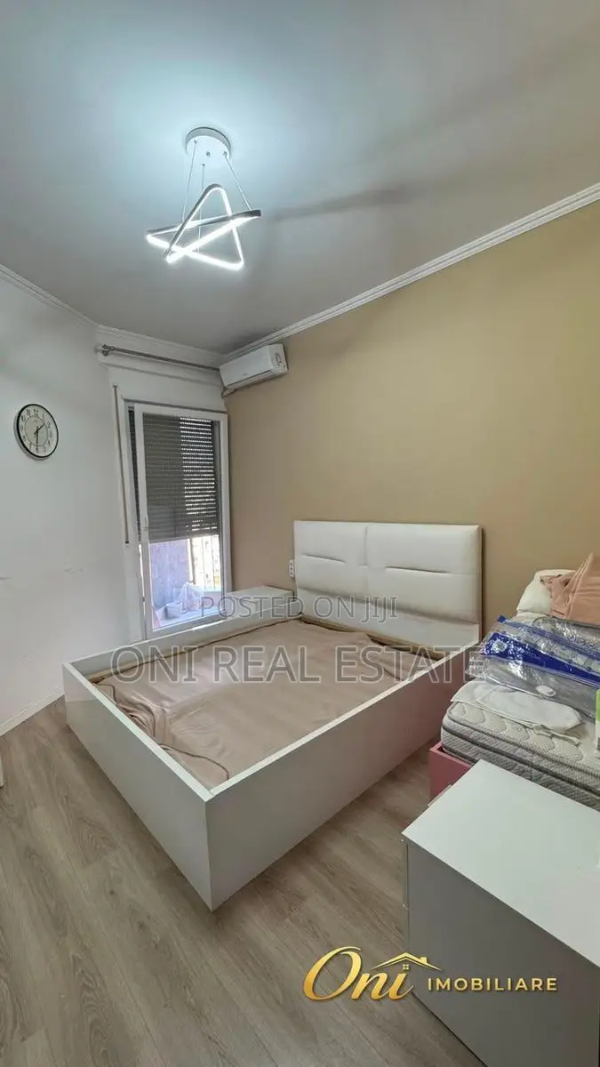 Apartment to rent Zhan D'Ark Blvd. - Hoxha Tahsim Str. (Tirana - city)