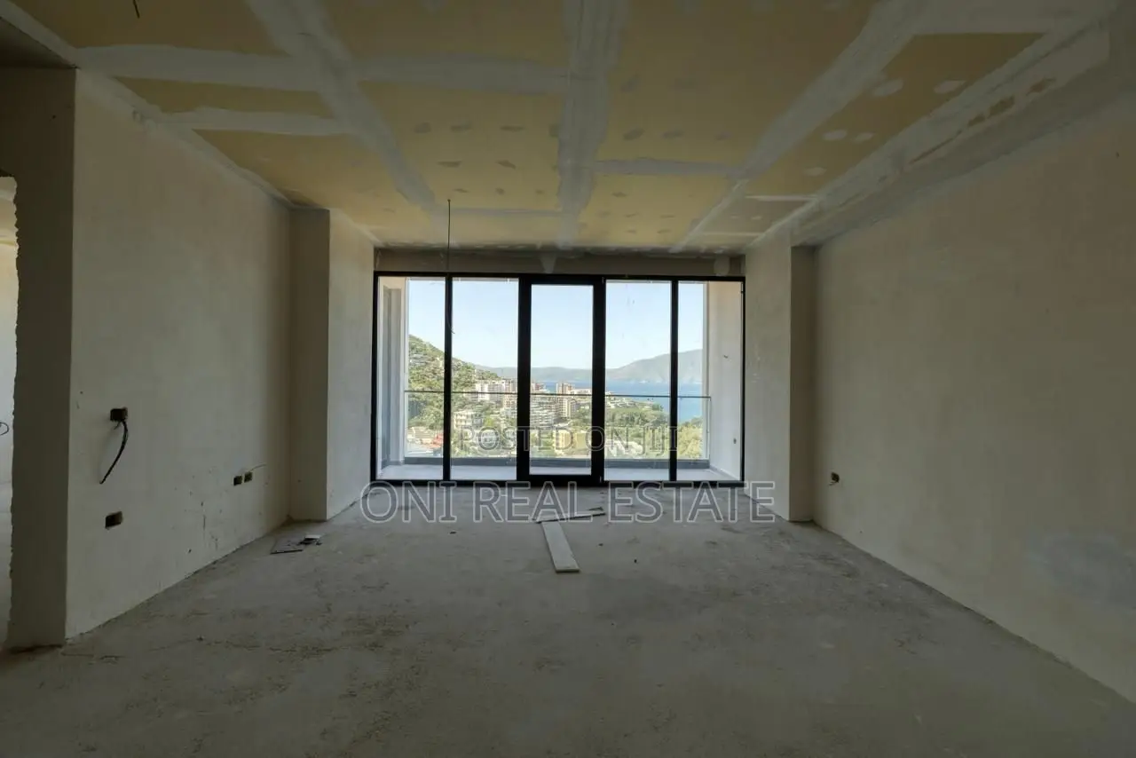 Apartment for sale Cold Water - Castle - Dhimiter Konomi Str. (Vlora -