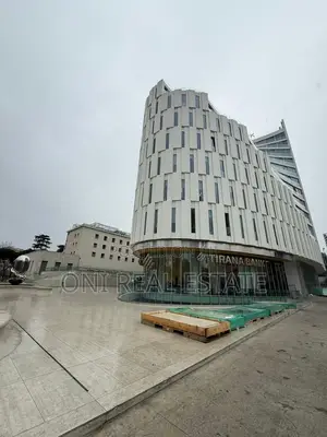 Office to rent Bus Park - UET (Tirana - city)