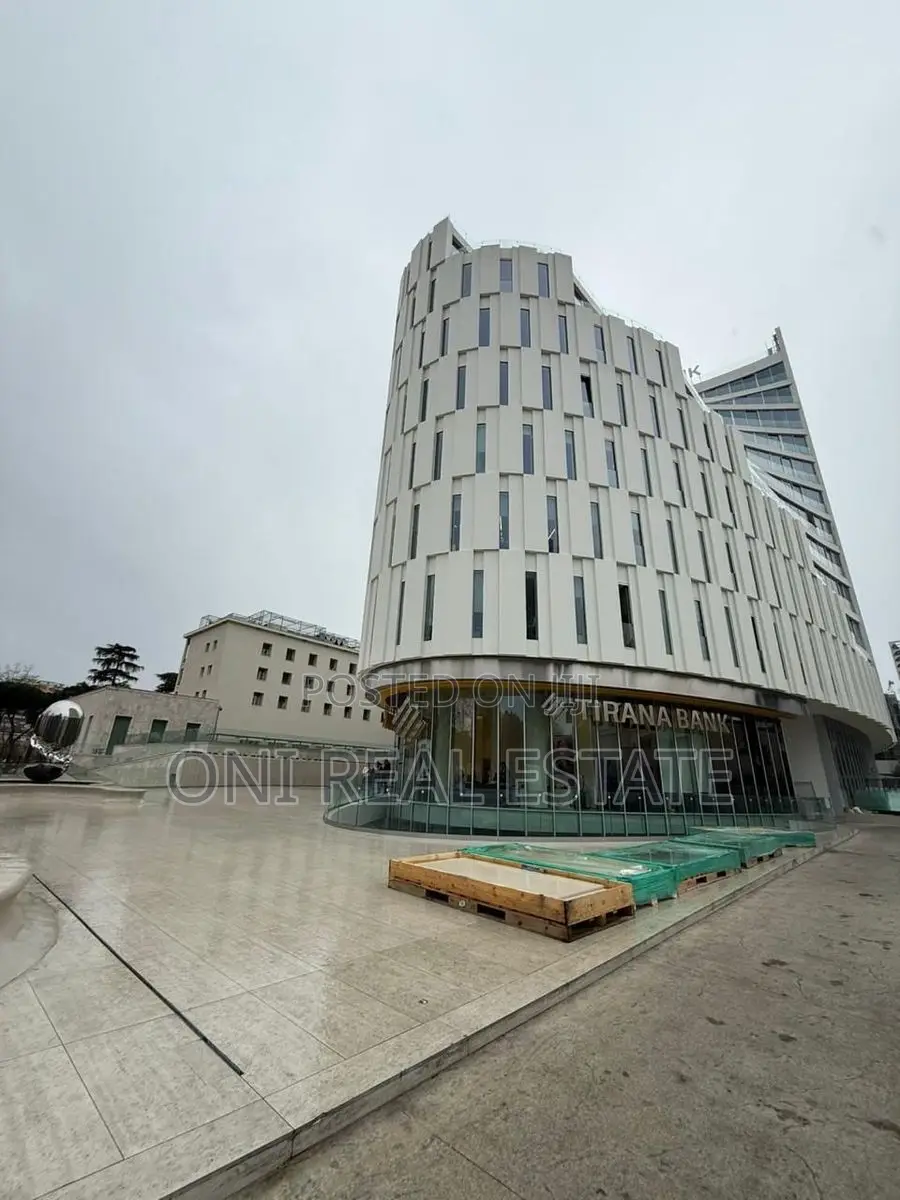 Office to rent Bus Park - UET (Tirana - city)