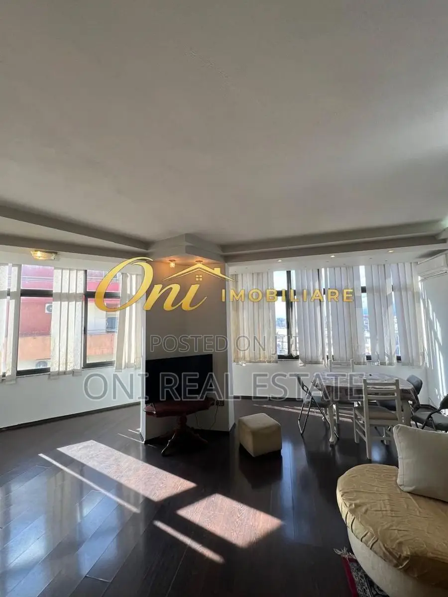 Apartment for sale Komuna e Parisit - Kristal Center (Tirana - city)