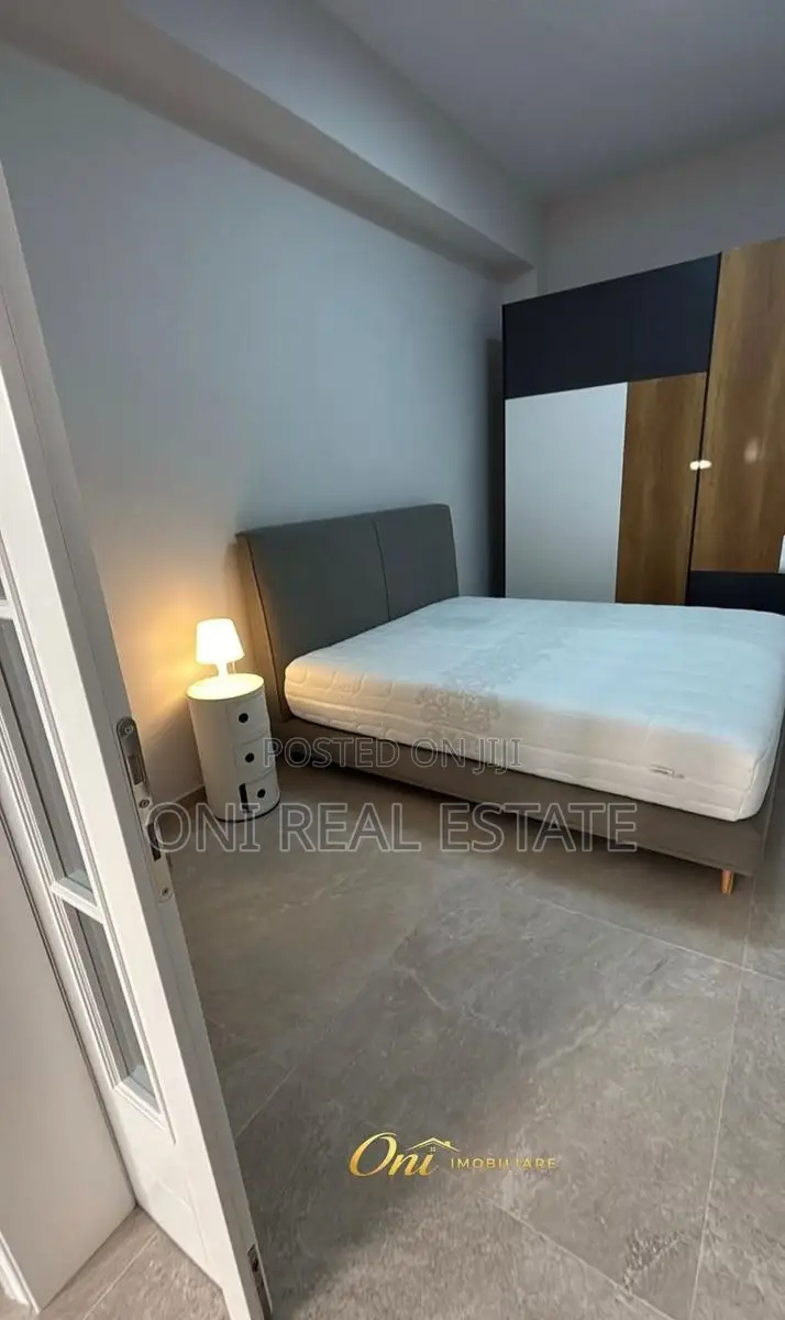 Apartment to rent Pallati me Shingjeta - Irfan Tomini Str. (Tirana - c