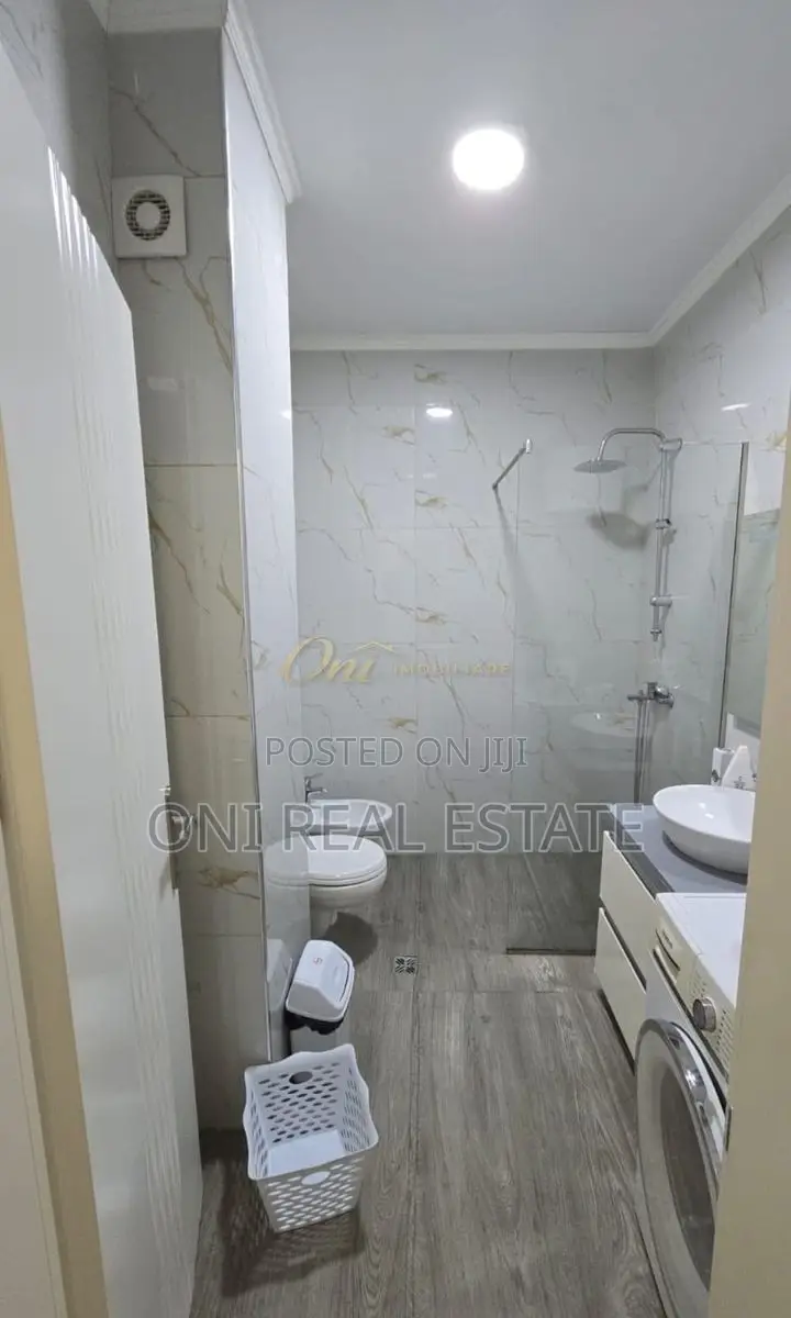 Apartment to rent New Bazaar - Red School (Tirana - city)