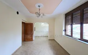 Shitet apartament 1+1 – Korçë, Lagjja 14