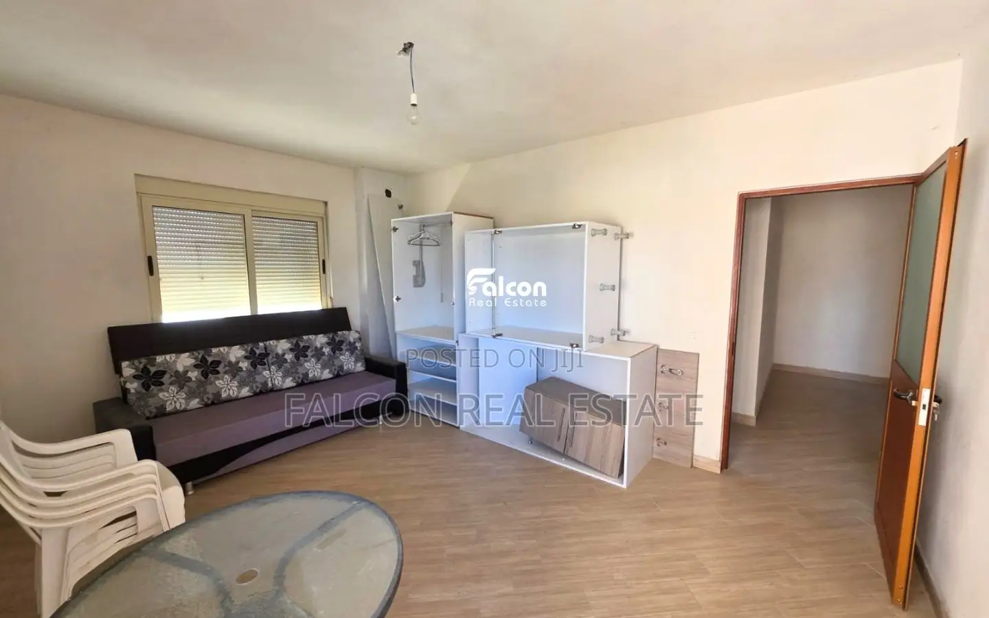 Shitet Apartament 2+1, Qerret !!