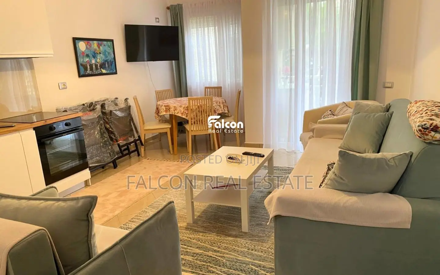 Shitet apartament 1+1 në vijë të parë në Golem