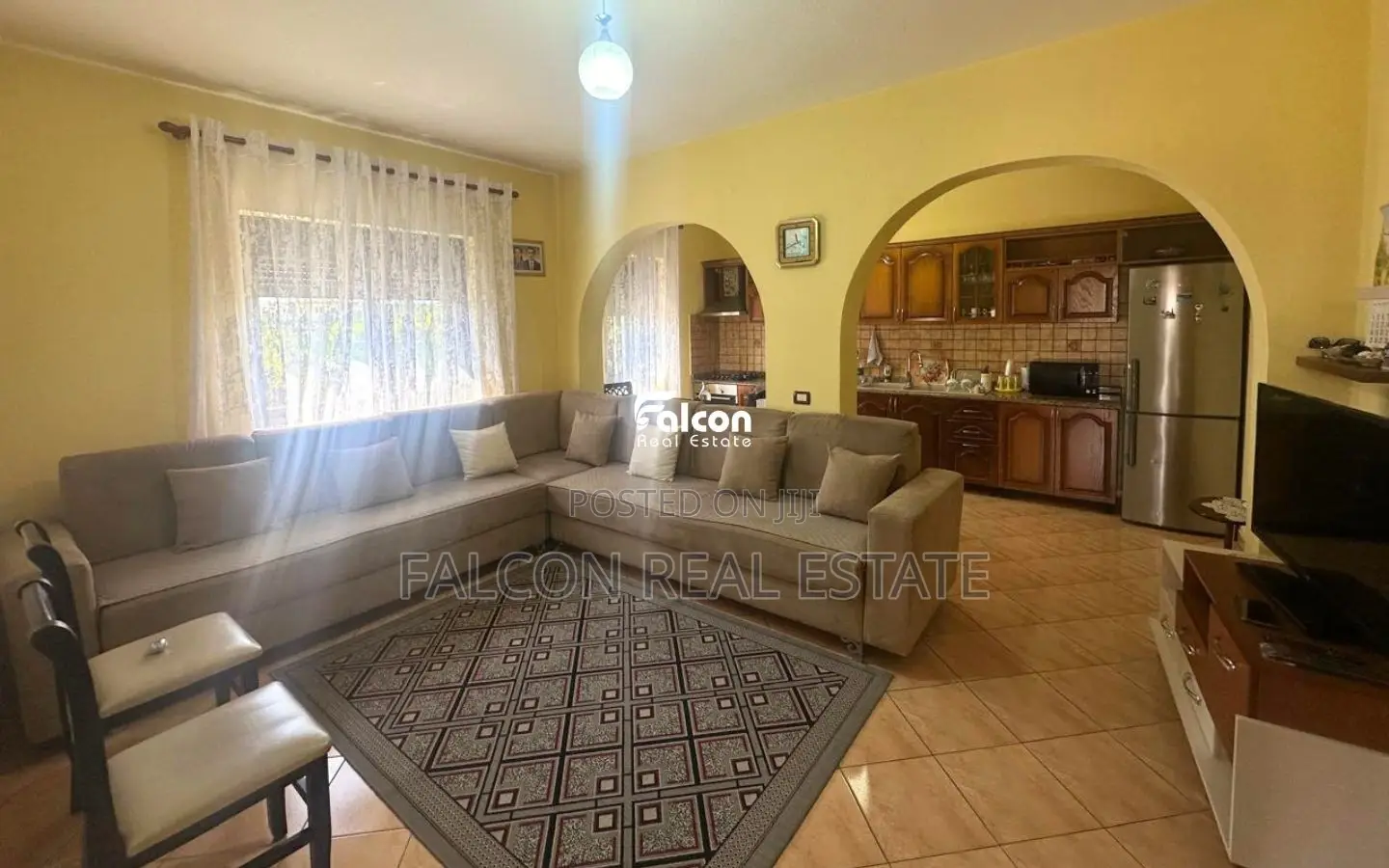 Shitet shtëpi private në Xhafzotaj, Durrës – Okazion!!