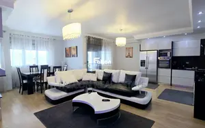 Jepet me qira apartament 2+1-Adresa: Lagjja 9, përballë me West Park, 