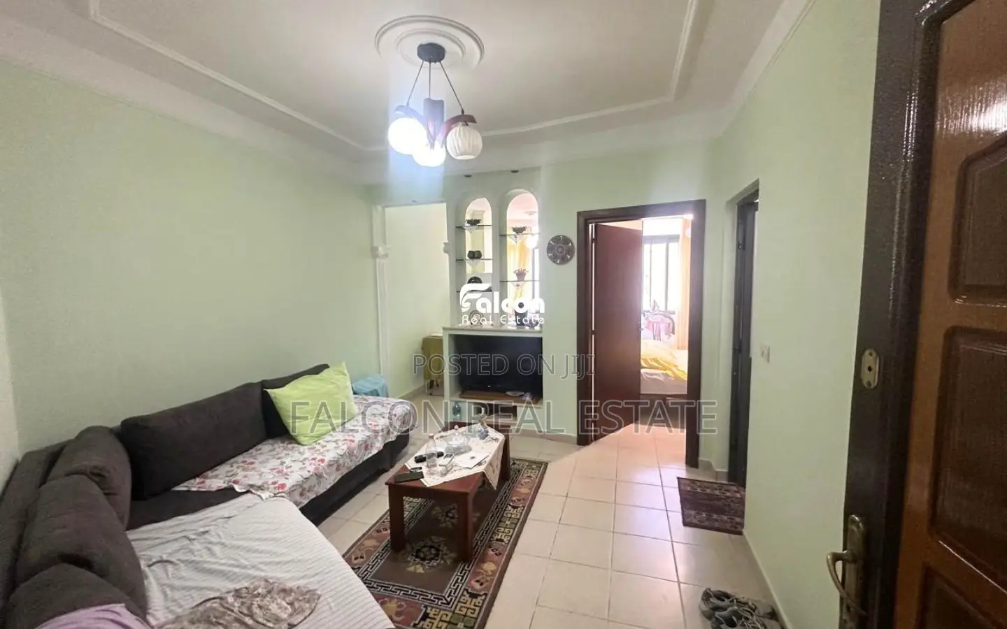 Shitet apartament 1+1 në zonën e Shkëmbit të Kavajës