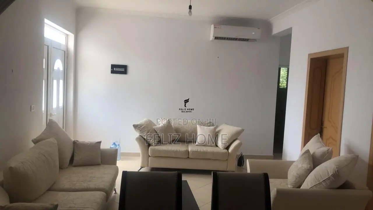 APARTAMENT ME QERA 2+1 ISH PARKU 50.000 LEKE