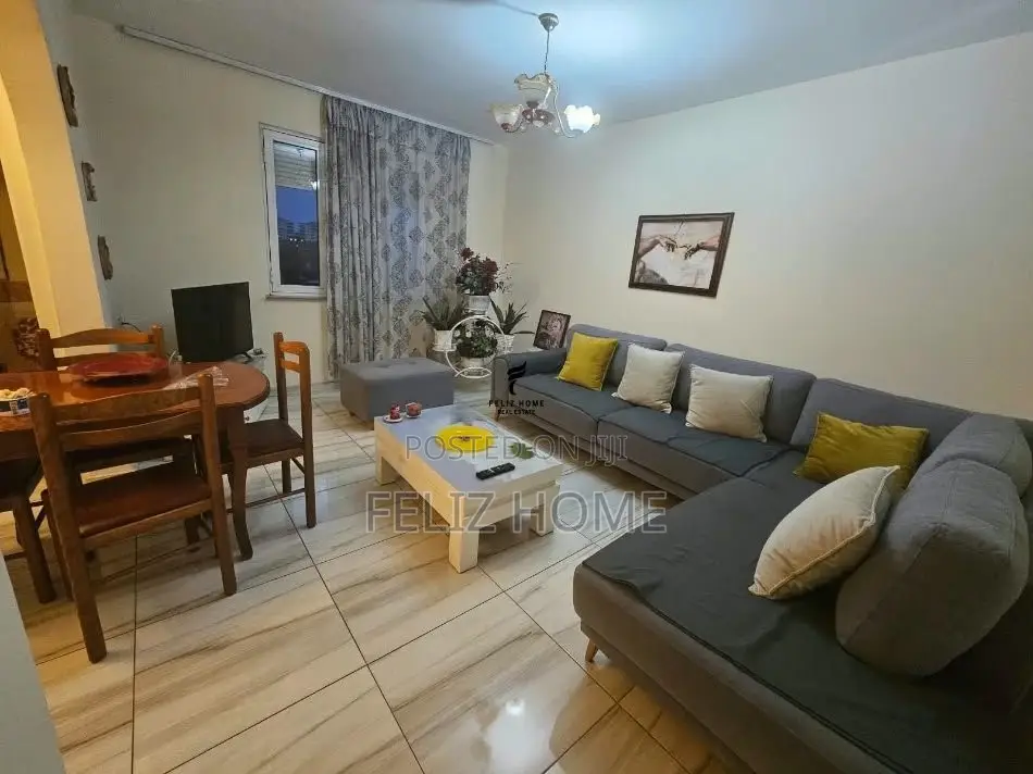 APARTAMENT ME QERA 1+1 LAPRAKE 55.000 LEKE