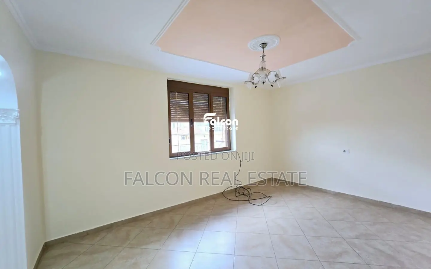 Shitet apartament 1+1 – Korçë, Lagjja 14