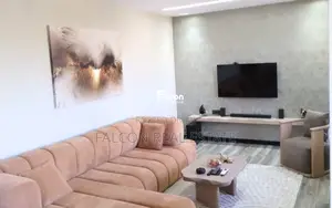 Shitet apartament, Lagjen 11, pranë Bulevardit “Gjergj Kastrioti
